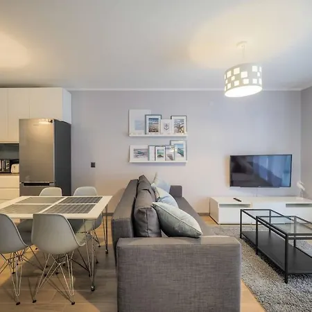 Przy Plazy / 1st Line *