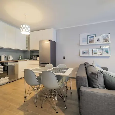 Apartment Przy Plazy / 1st Line Rewal