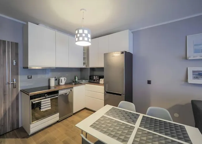 Przy Plazy / 1st Line *